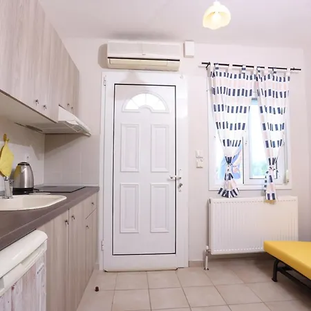 Thin Alos Apartament *